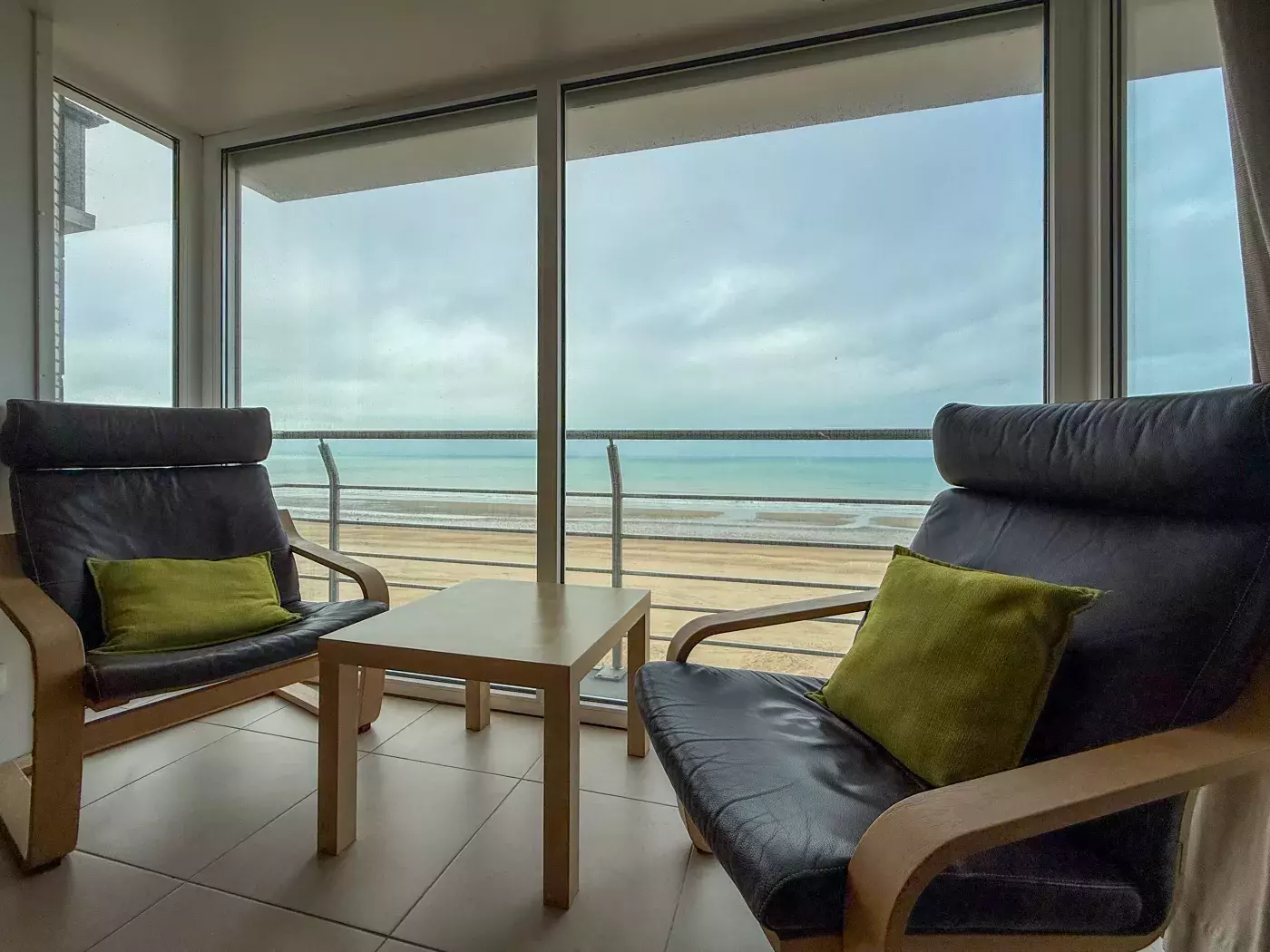 Capri 0601 op de zeedijk van Sint Idesbald