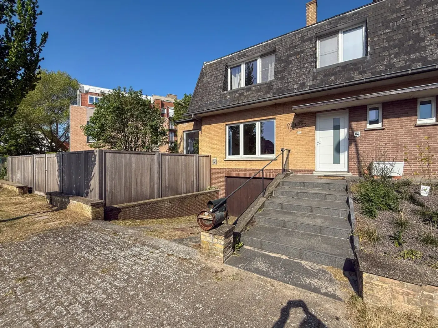 Ruim gemeubeld vakantiehuis te huur op 500 meter van de zee